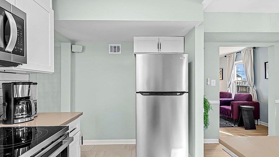 Full kitchen view